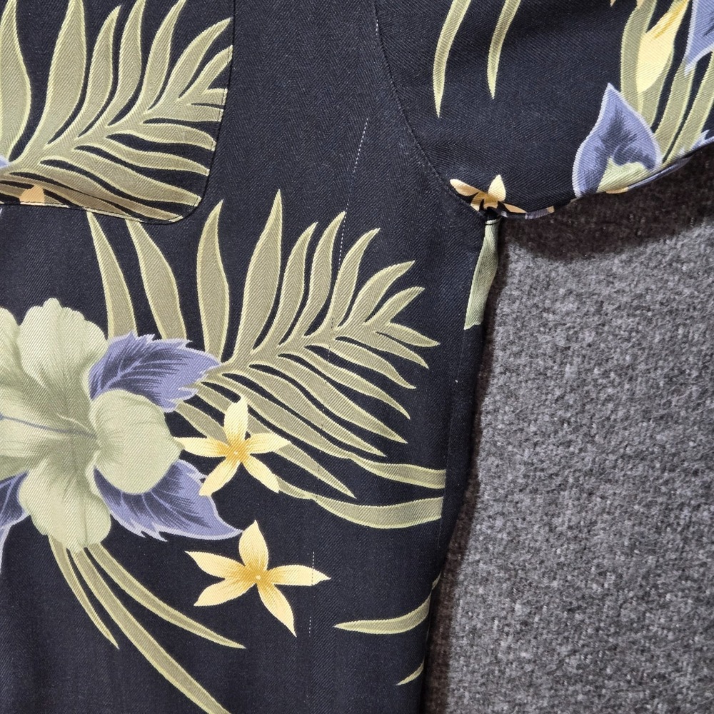 Tommy Bahama 100% Silk Tropical Hawaiian Floral Button Up Shirt XL - Picture 6 of 8